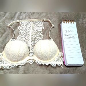 VS 32A Date Razer back nwot